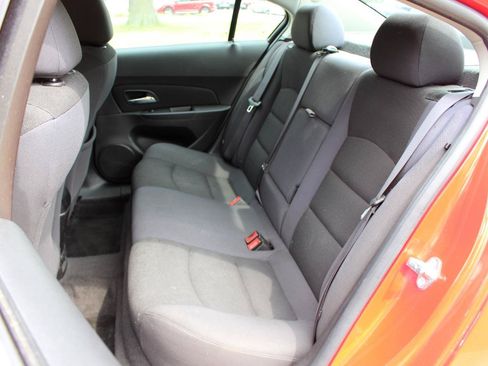 Used 2015 Chevrolet Cruze LT FWD image 30