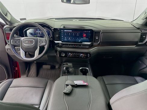 Used 2023 GMC Sierra 1500 SLT w/ SLT Premium Package AWD/4WD image 27