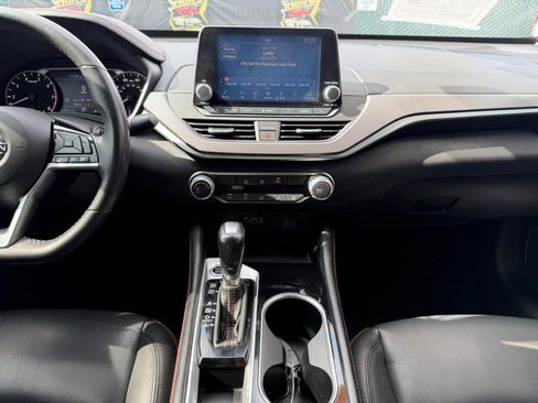 Used 2023 Nissan Altima 2.5 SR image 25