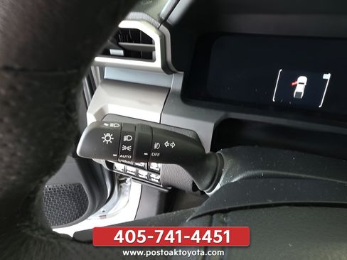 Used 2024 Toyota Tacoma TRD Off-Road AWD/4WD image 16
