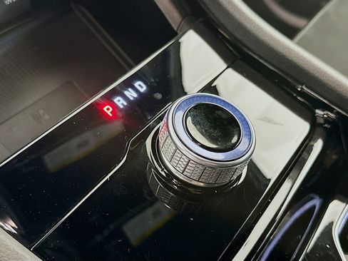 Used 2023 Jeep Grand Cherokee Altitude image 24