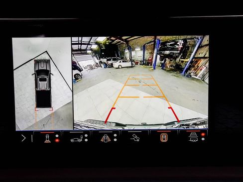 Used 2024 GMC Sierra 3500 Denali Ultimate image 33