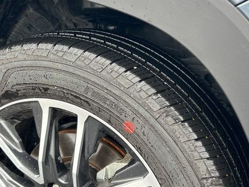 Used 2026 Toyota Corolla Cross XLE w/ Convenience Package image 17