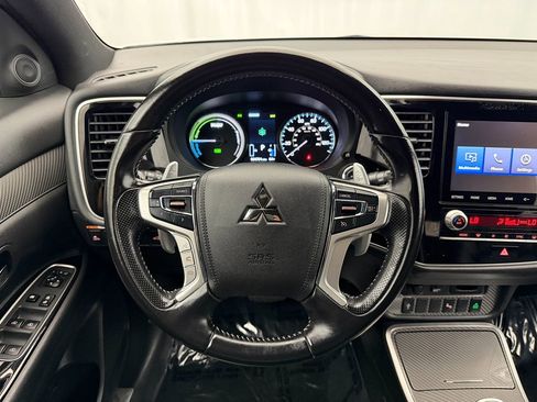 Used 2020 Mitsubishi Outlander SEL image 10