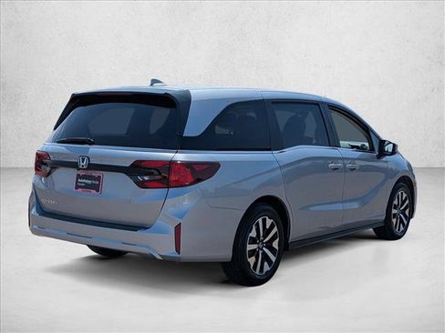 Used 2026 Honda Odyssey EX-L image 5