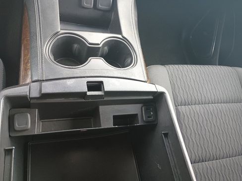 Used 2017 Chevrolet Tahoe LS w/ All-Season Package image 20