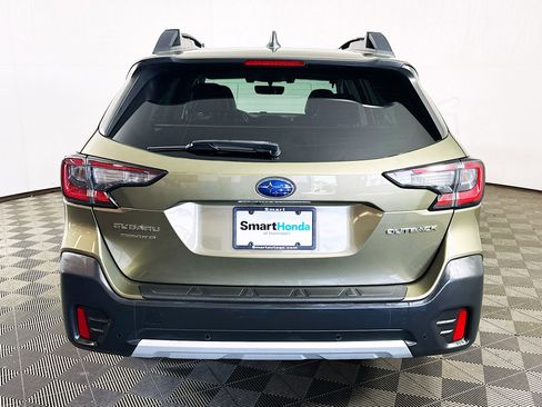 Used 2022 Subaru Outback Limited AWD/4WD image 6
