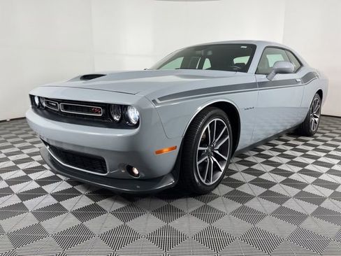 Used 2021 Dodge Challenger R/T w/ Plus Package image 5