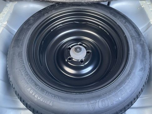 New 2026 Honda HR-V LX image 11