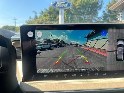 New 2025 Ford Maverick Lariat AWD/4WD image 16