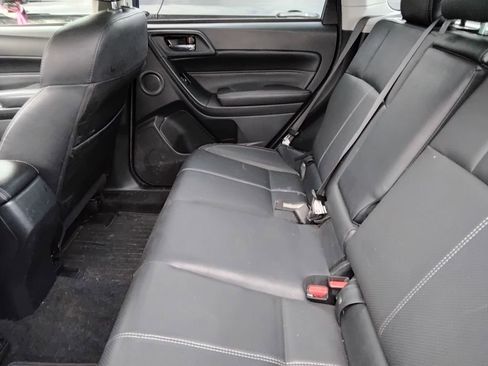 Used 2018 Subaru Forester 2.5i Touring w/ Popular Package #2 AWD/4WD image 10