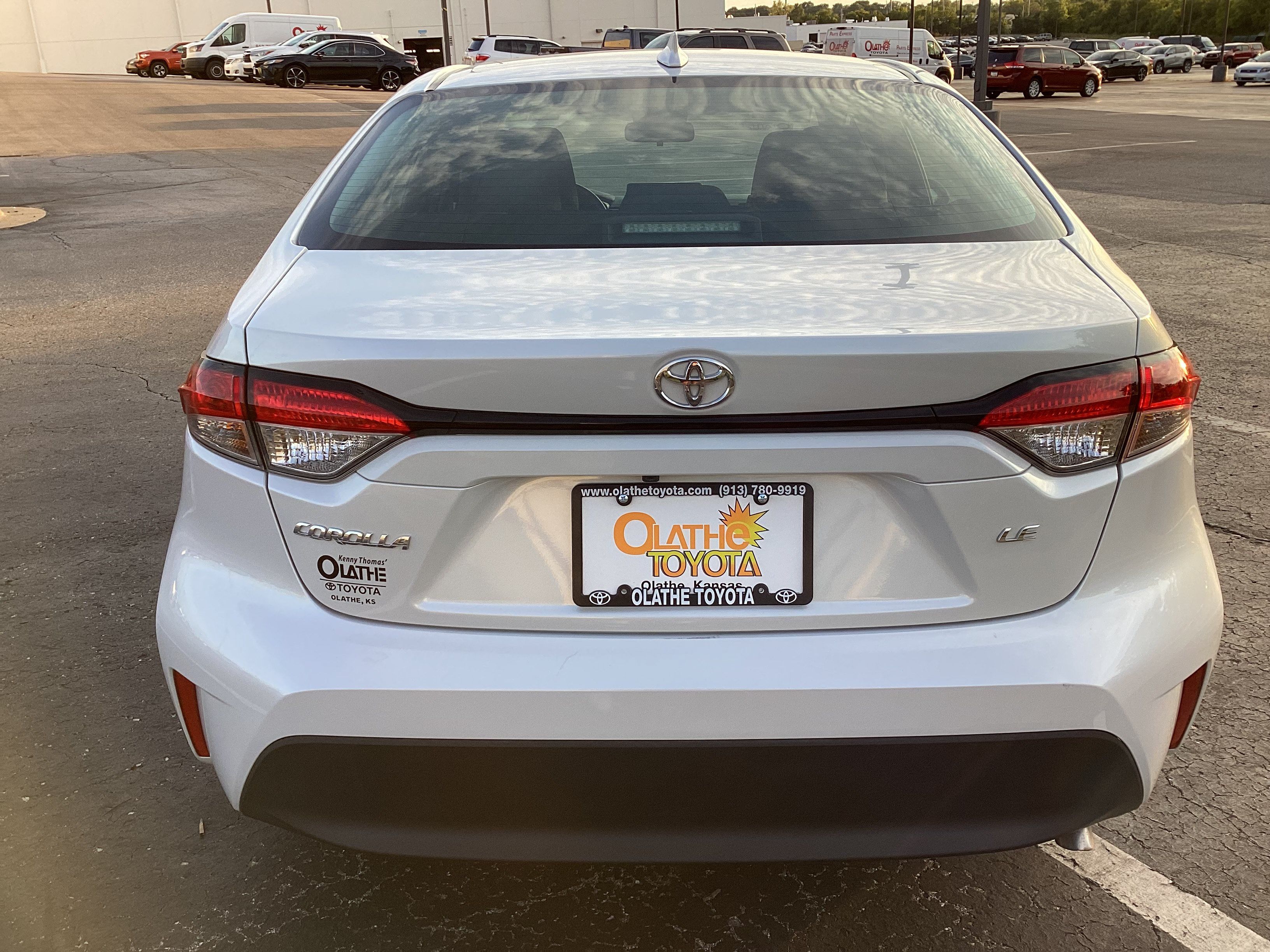 Certified 2025 Toyota Corolla LE FWD image 23