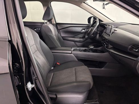 Used 2024 Nissan Rogue SV FWD image 42