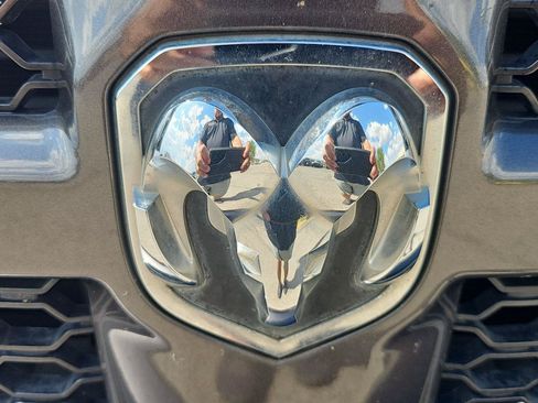 Used 2015 RAM 1500 Outdoorsman RWD image 9