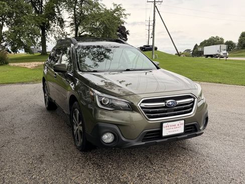 Used 2018 Subaru Outback 2.5i Limited AWD/4WD image 7