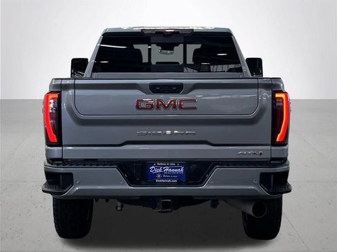 Used 2024 GMC Sierra 3500 AT4 w/ AT4 Premium Plus Package AWD/4WD image 12