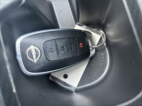 Used 2024 Nissan Sentra SV image 14