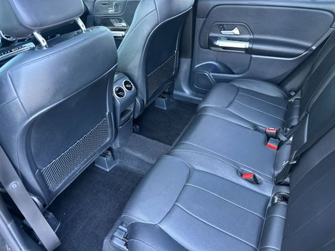 Certified 2023 Mercedes-Benz GLB 250 image 13