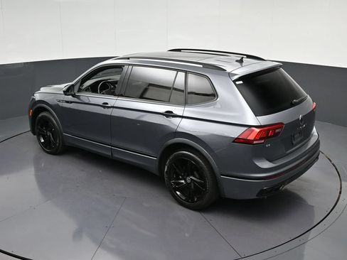 Used 2023 Volkswagen Tiguan SE R-Line FWD image 20