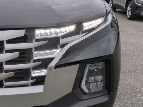 Used 2024 Hyundai Santa Cruz SE image 10