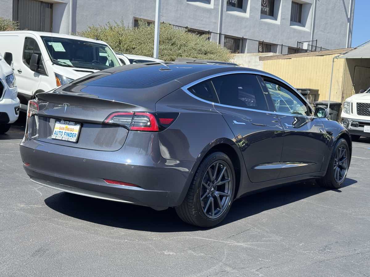 Used 2019 Tesla Model 3 RWD image 12