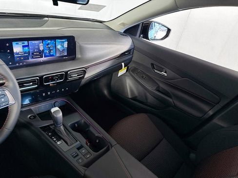 New 2026 Nissan Sentra SR FWD image 18
