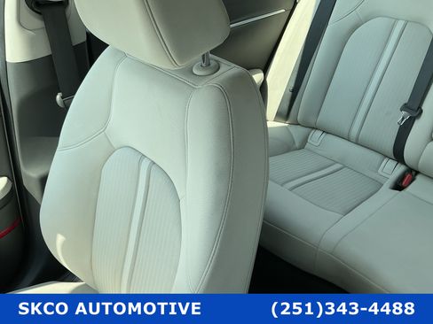 Used 2025 Hyundai Sonata SEL FWD image 27