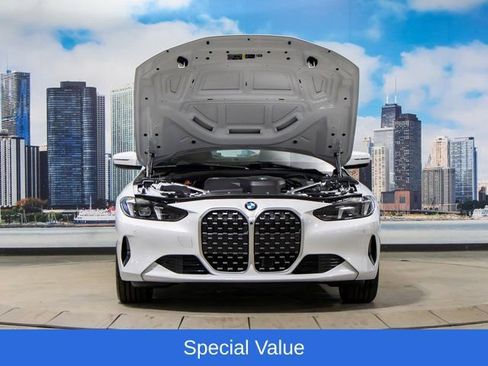 Used 2025 BMW 430i xDrive Coupe w/ Premium Package AWD/4WD image 4