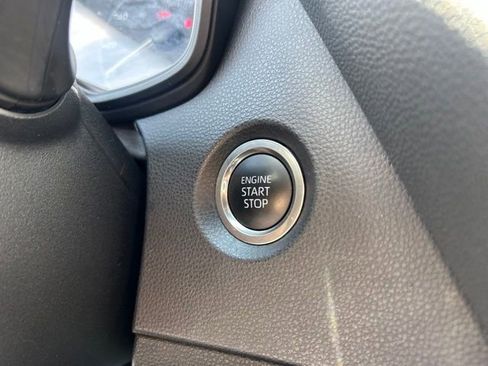 Used 2025 Toyota Corolla SE FWD image 27