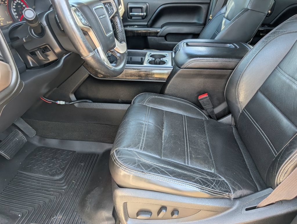 Used 2015 GMC Sierra 2500 Denali w/ Duramax Plus Package AWD/4WD image 8
