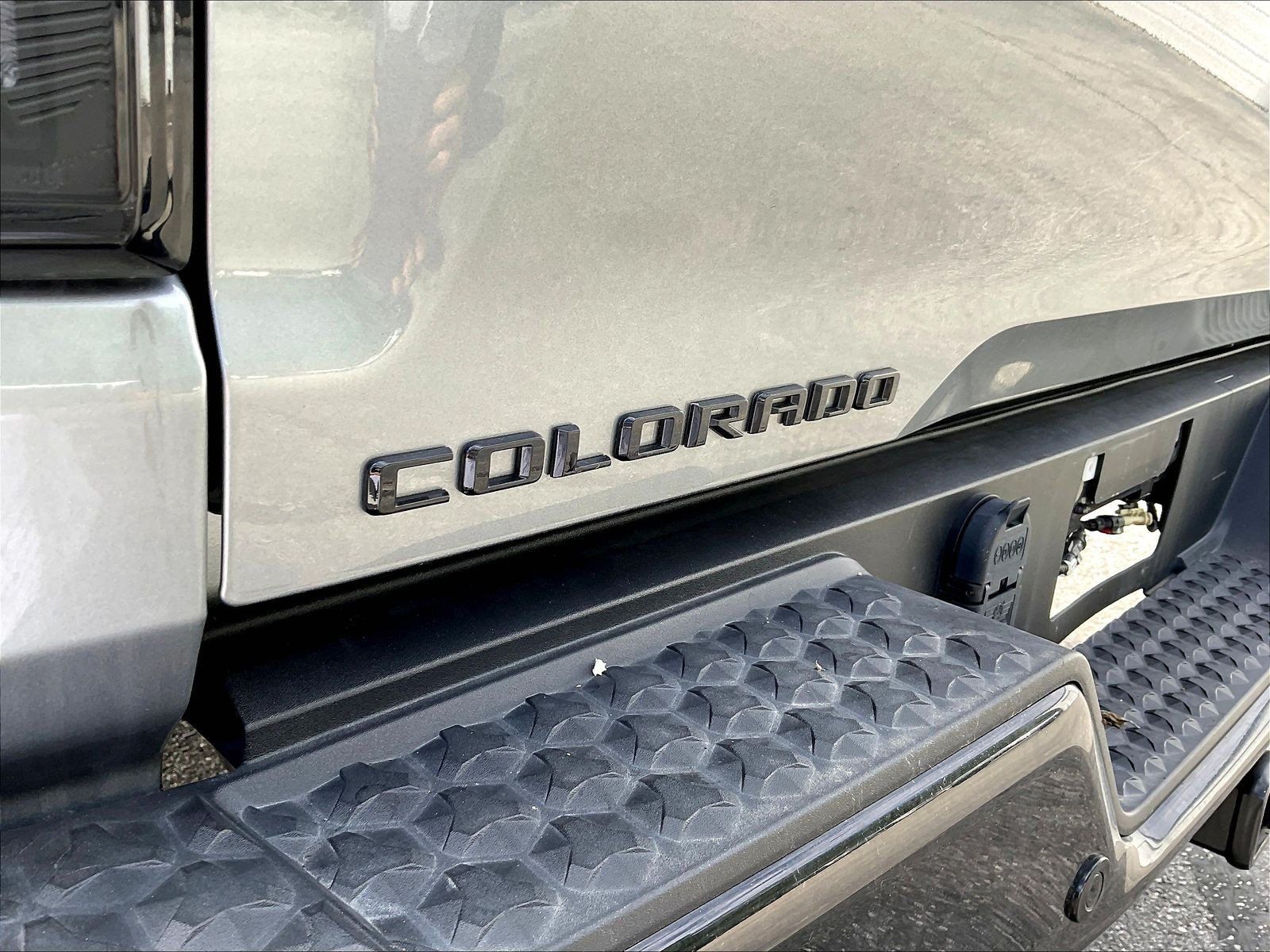 Used 2023 Chevrolet Colorado ZR2 w/ ZR2 Convenience Package III AWD/4WD image 25