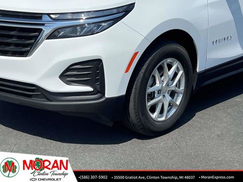 Certified 2024 Chevrolet Equinox LS w/ LS Convenience Package FWD image 9