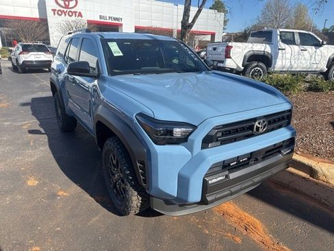 New 2025 Toyota 4Runner SR5 image 7