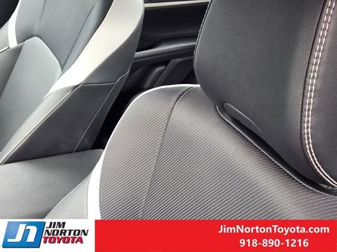 Used 2025 Toyota Camry SE w/ Multimedia Upgrade Package AWD/4WD image 16