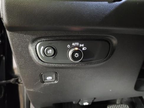 Used 2019 GMC Terrain SLE w/ Black Edition image 14