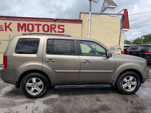 Used 2011 Honda Pilot EX image 8