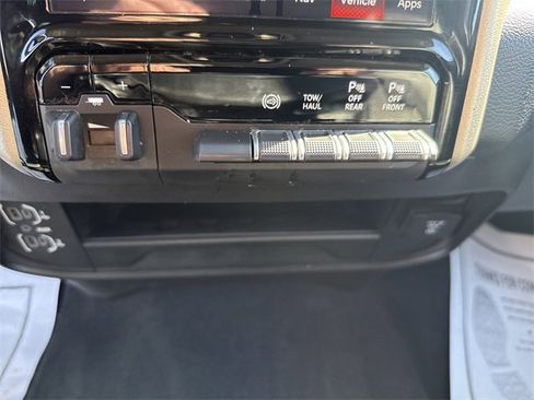 Used 2024 RAM 2500 Laramie image 20