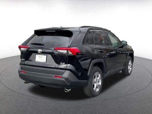 Used 2025 Toyota RAV4 XLE image 14