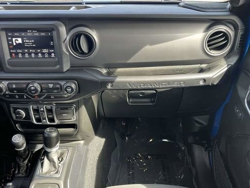Used 2021 Jeep Wrangler Unlimited Sport AWD/4WD image 18