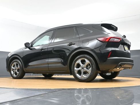 Used 2025 Ford Escape ST-Line image 31