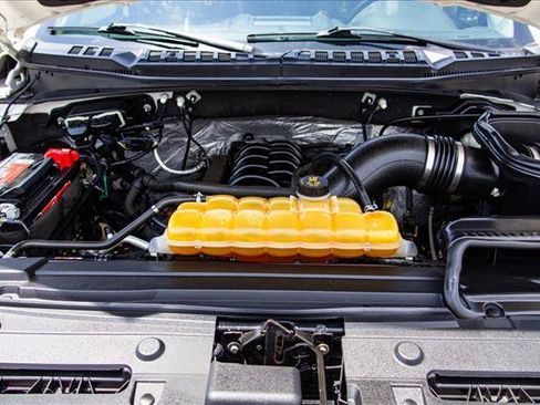 Used 2015 Ford F150 Lariat AWD/4WD image 26