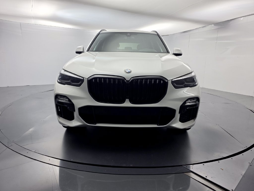Used 2021 BMW X5 M50i w/ Premium Package AWD/4WD image 2