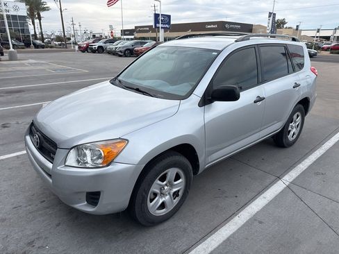 Used 2012 Toyota RAV4 4WD V6 image 2