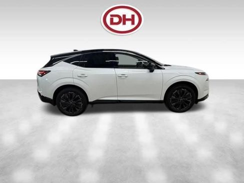 Used 2025 Nissan Murano Platinum w/ Cargo Package AWD/4WD image 2