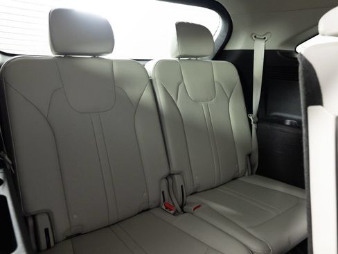 Used 2023 Kia Sorento S w/ Panoramic Sunroof Package AWD/4WD image 22