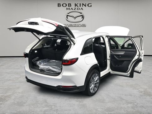 New 2026 MAZDA CX-90 Plug-In Hybrid w/ Preferred image 17