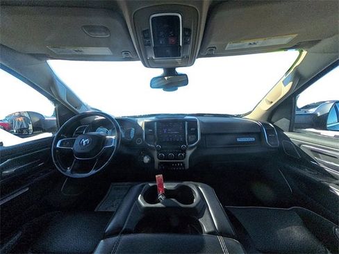 Used 2019 RAM 1500 Laramie image 32