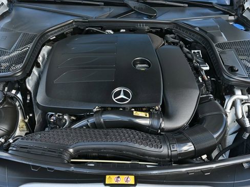 Used 2020 Mercedes-Benz C 300 Sedan image 19