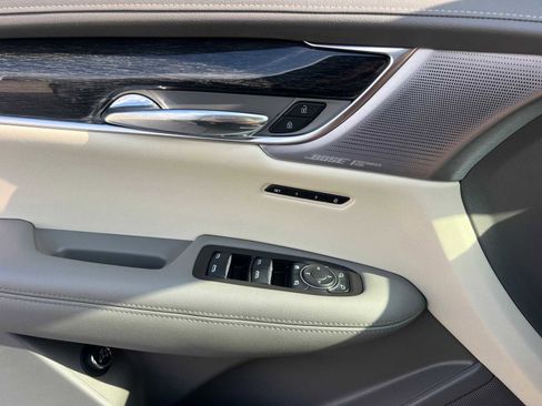 Used 2021 Cadillac XT6 Premium Luxury image 22