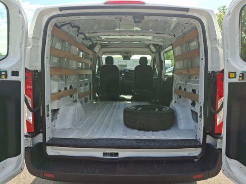 Used 2024 Ford Transit 250 Low Roof w/ Exterior Upgrade Package RWD image 28